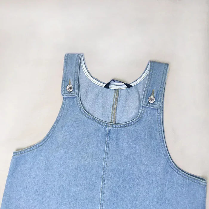Selora Elegant og Let Sommerkjole i Denim